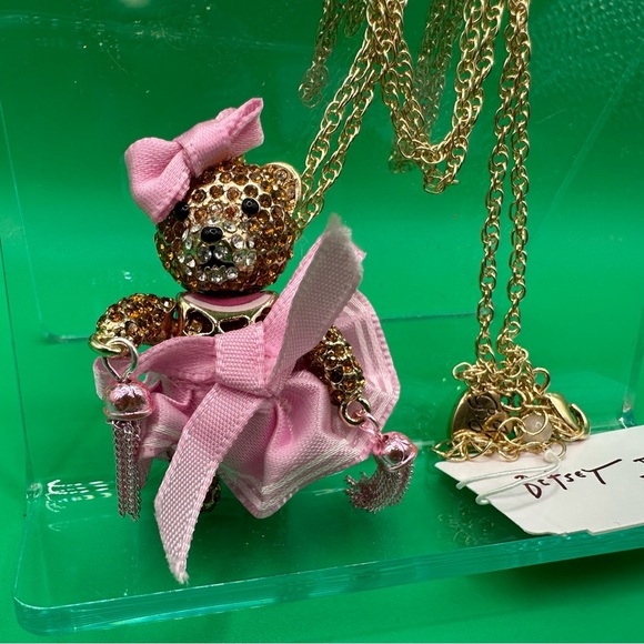 Betsey Johnson Cheerleader Bear Pendant Necklace NWT - Picture 3 of 6